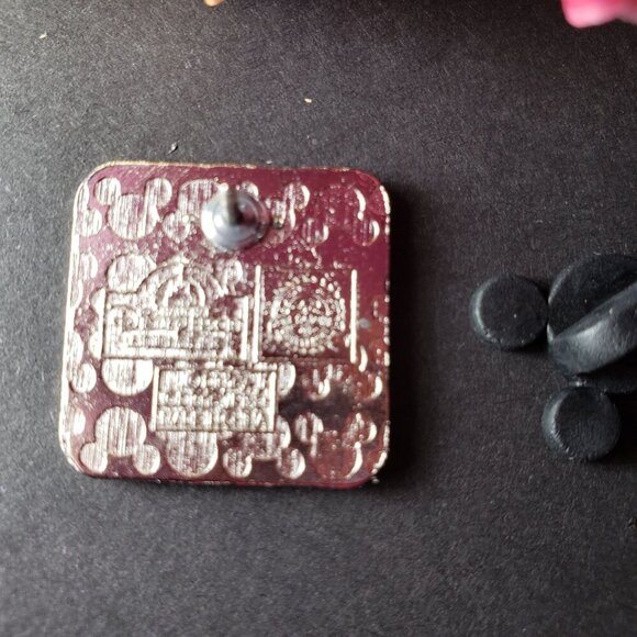 Disney Buzz Lightyear Trading Pin Pixar Toy Story Badge Brooch Lapel Pin Jewelry - Picture 3 of 5